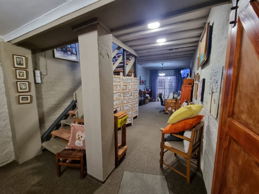 8 Bedroom Property for Sale in Parys Free State